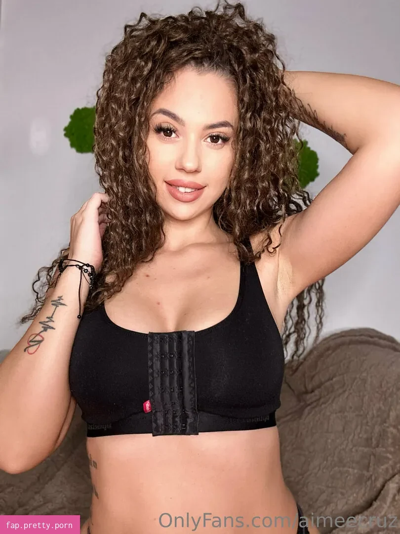 aimeecruz - Photo #06