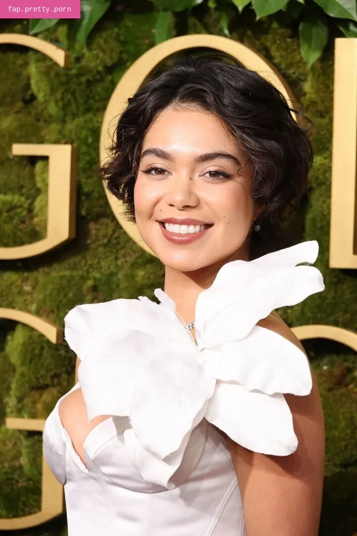 Aulii Cravalho - Photo #10