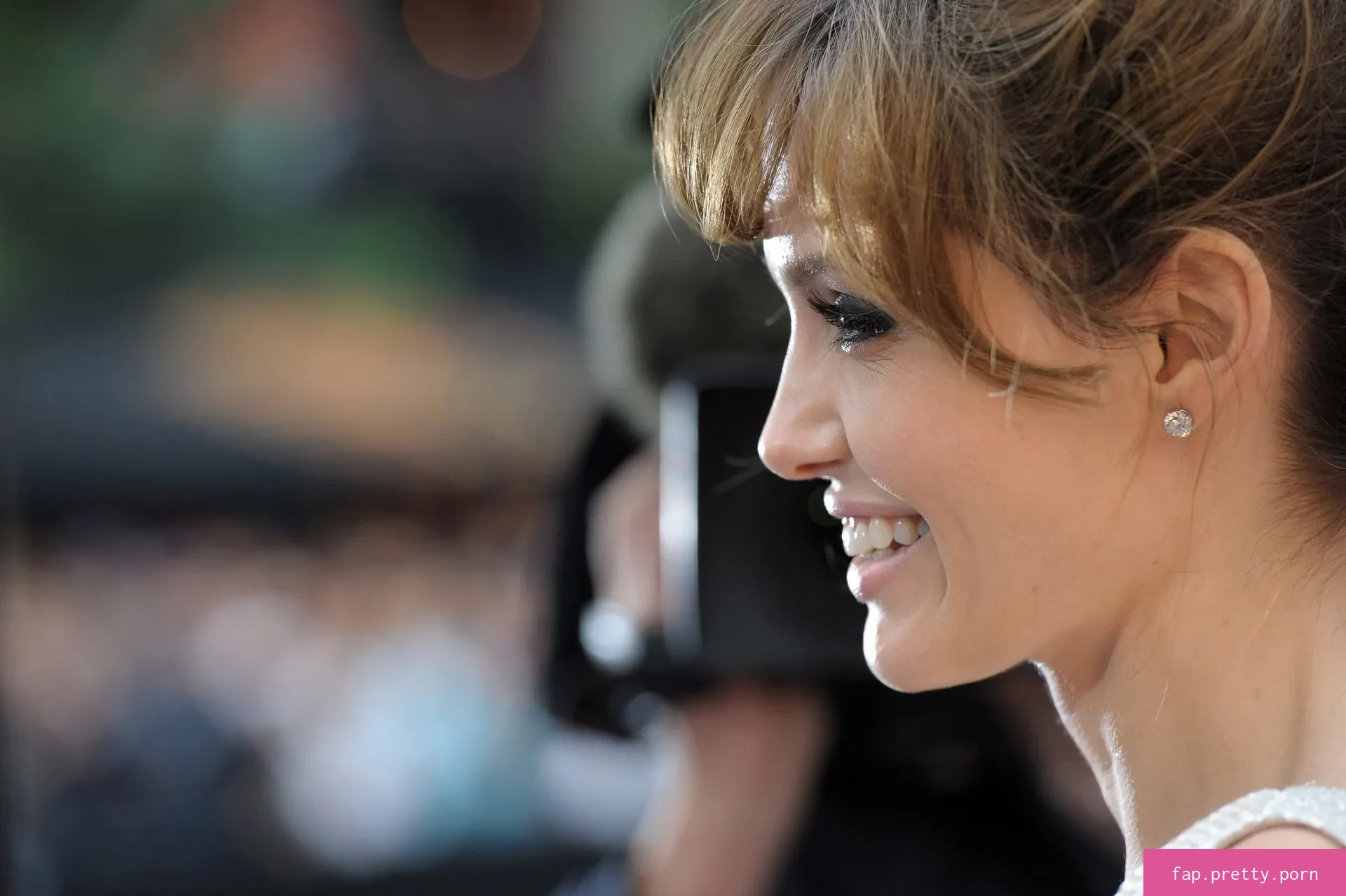 Angelina Jolie - Photo #43