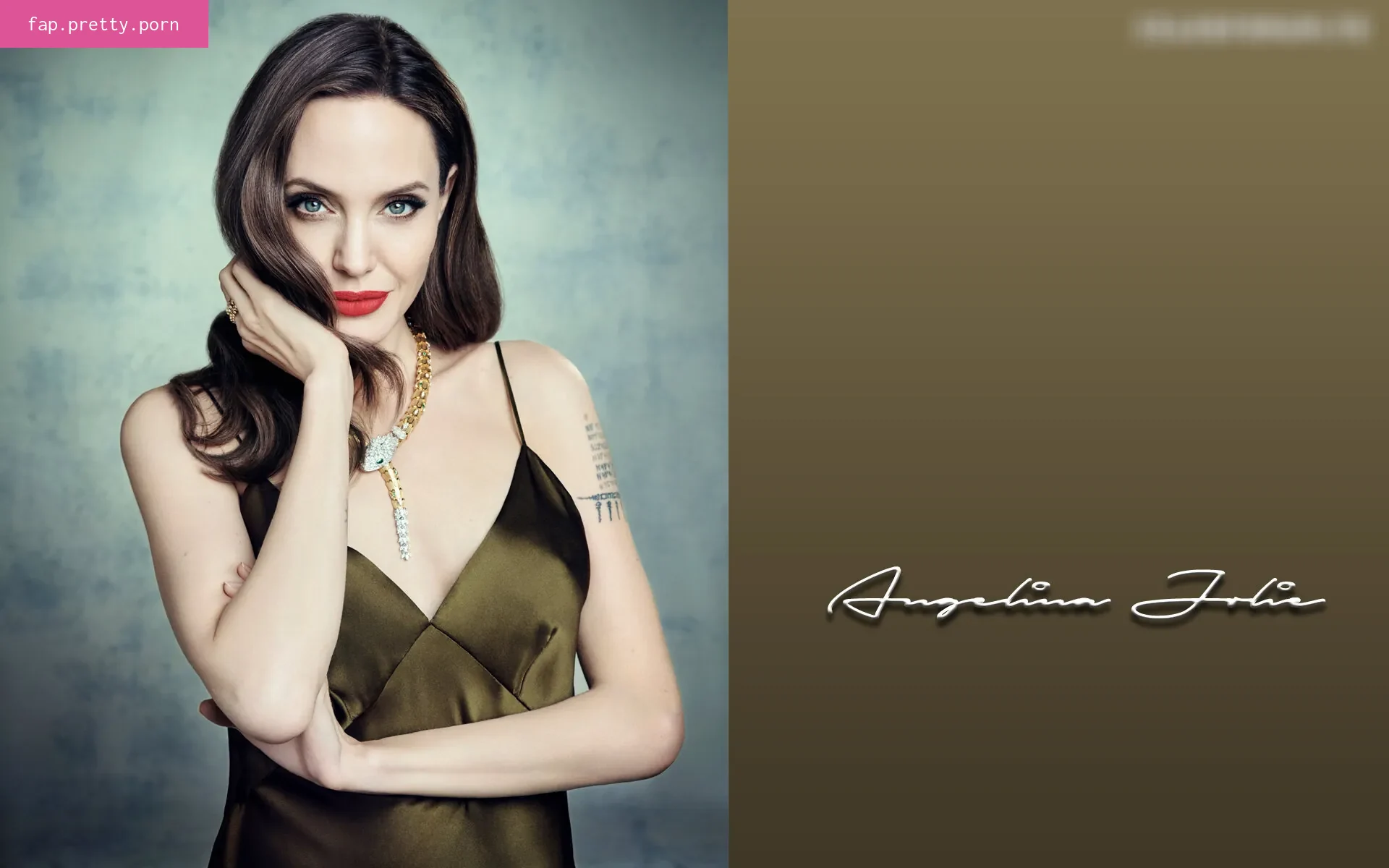 Angelina Jolie - Photo #30