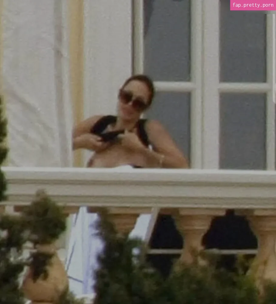 Angelina Jolie - Photo #99