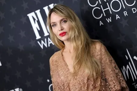 Angelina Jolie
