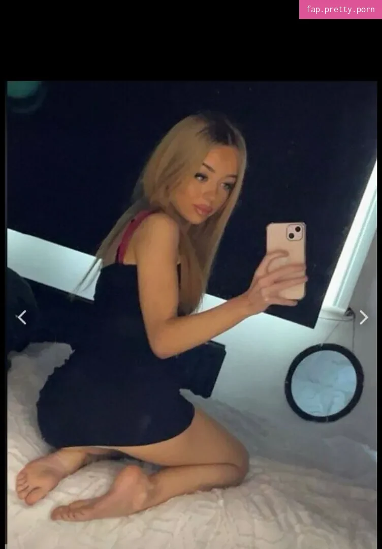 Anna Jxhnsxn - Photo #01