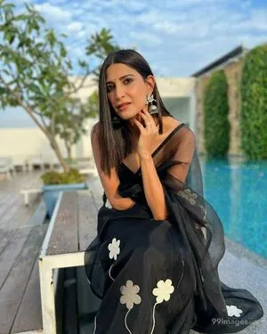 Aahana Kumra