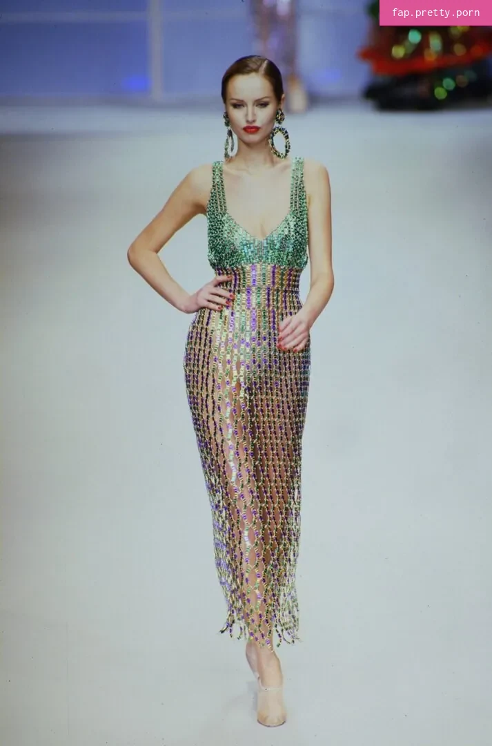 Adriana Karembeu - Photo #54