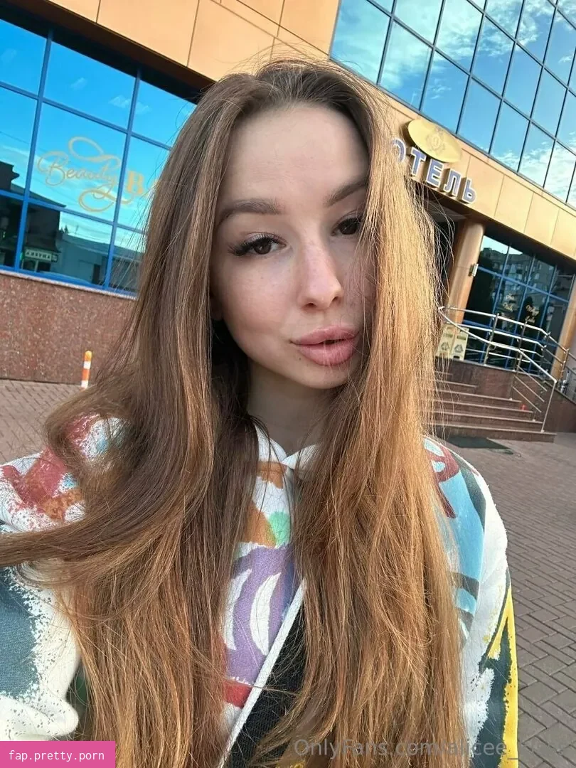 alicee_kisss - Photo #31