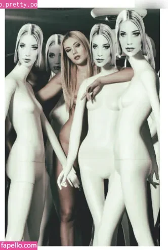 Amelie Klever - Photo #12