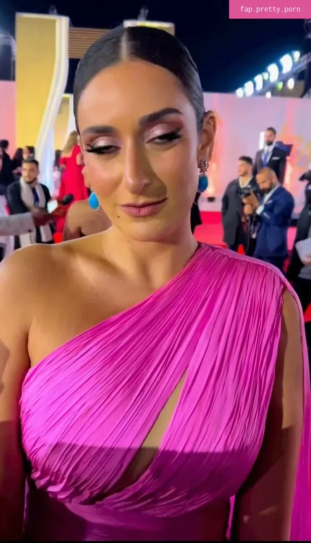Amina Khalil - Photo #30