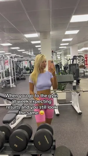 Ana Knoxx