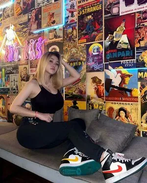 Anastasya Khosasih