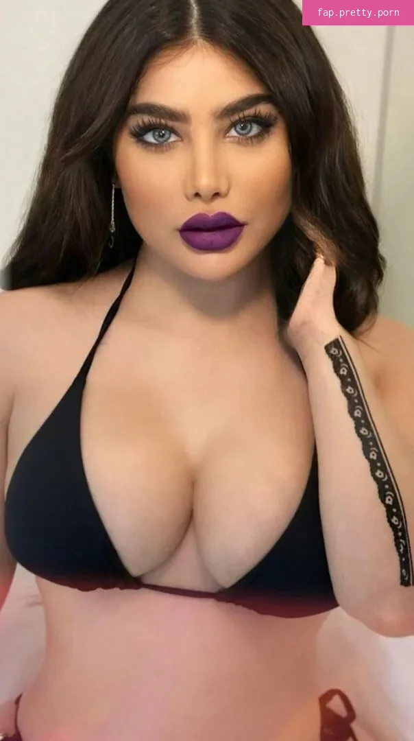 Angie Khoury - Photo #42