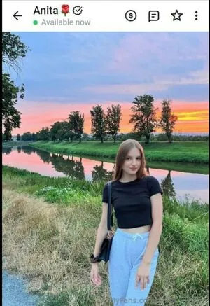 Anita_kissme