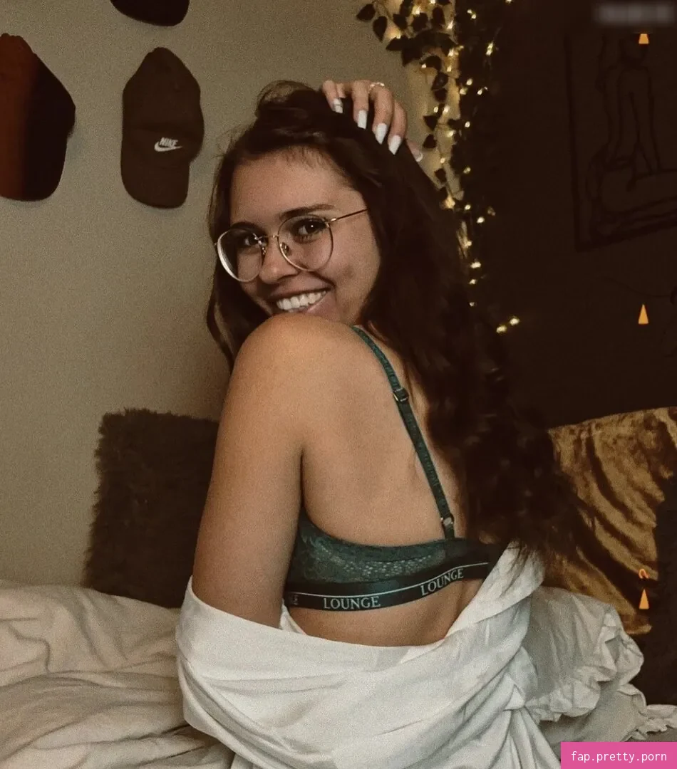 Anna Kauer - Photo #35