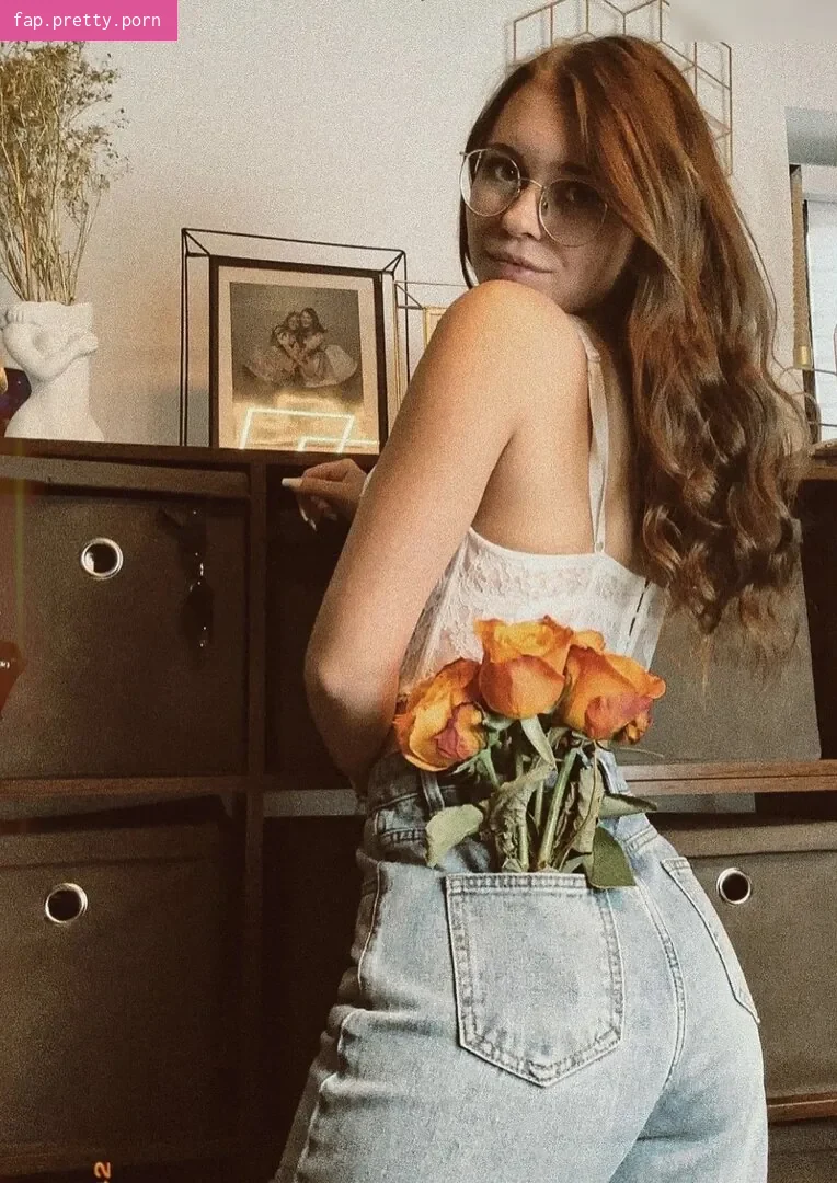 Anna Kauer - Photo #52