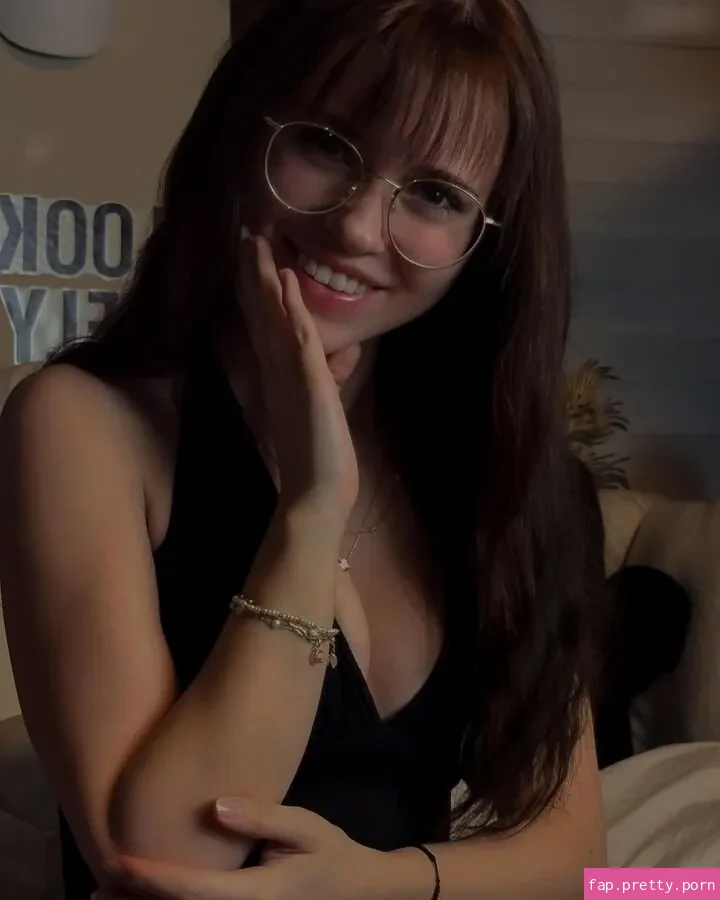 Anna Kauer - Photo #91