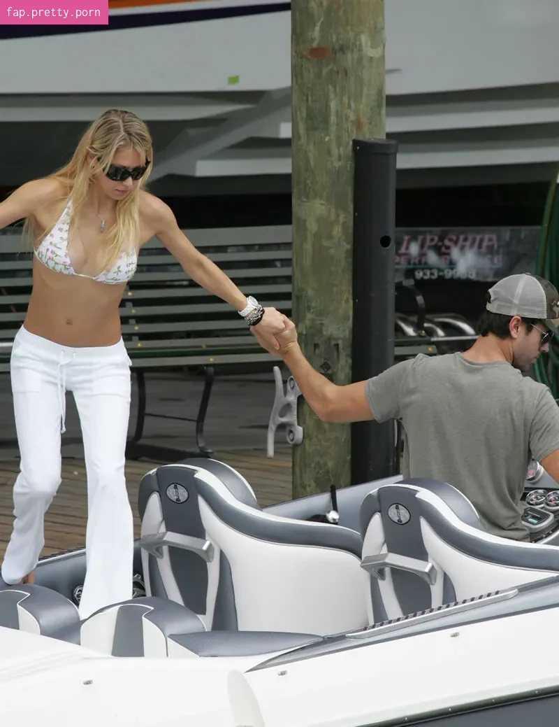 Anna Kournikova - Photo #93