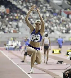 Annie Kunz