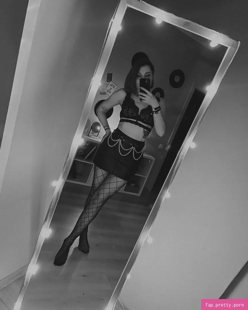anya.klemen - Photo #04