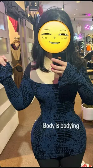 Aroomi Kim