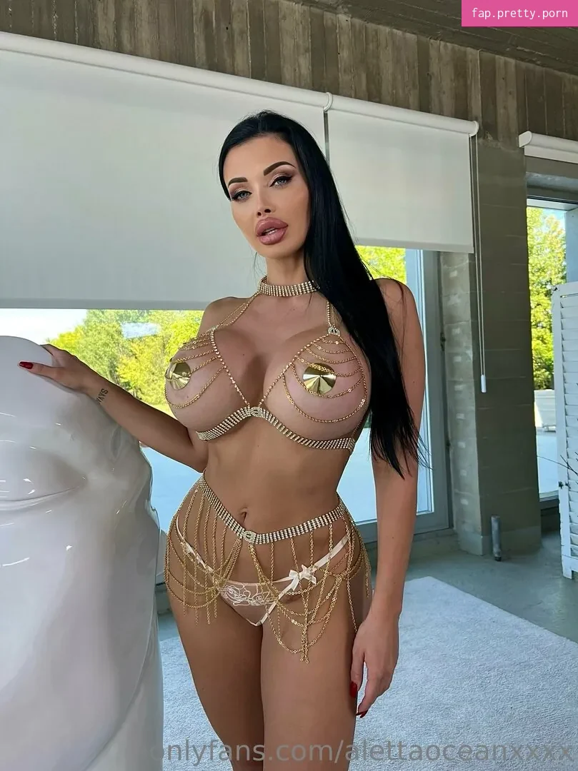 alettaoceanxxxx - Photo #04