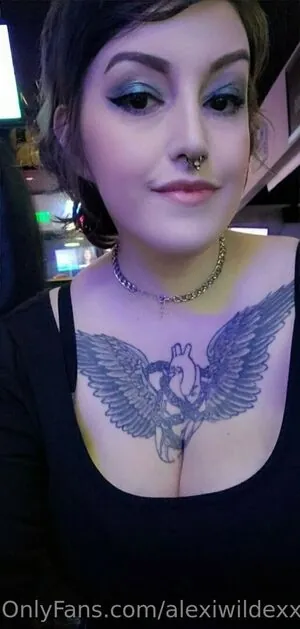 alexiwildexxx