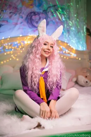 AliceBong