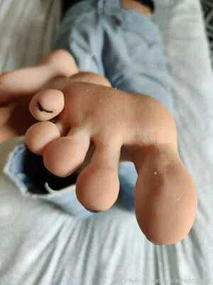 alicefrenchfeet