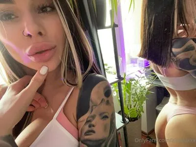 aliceluxxx