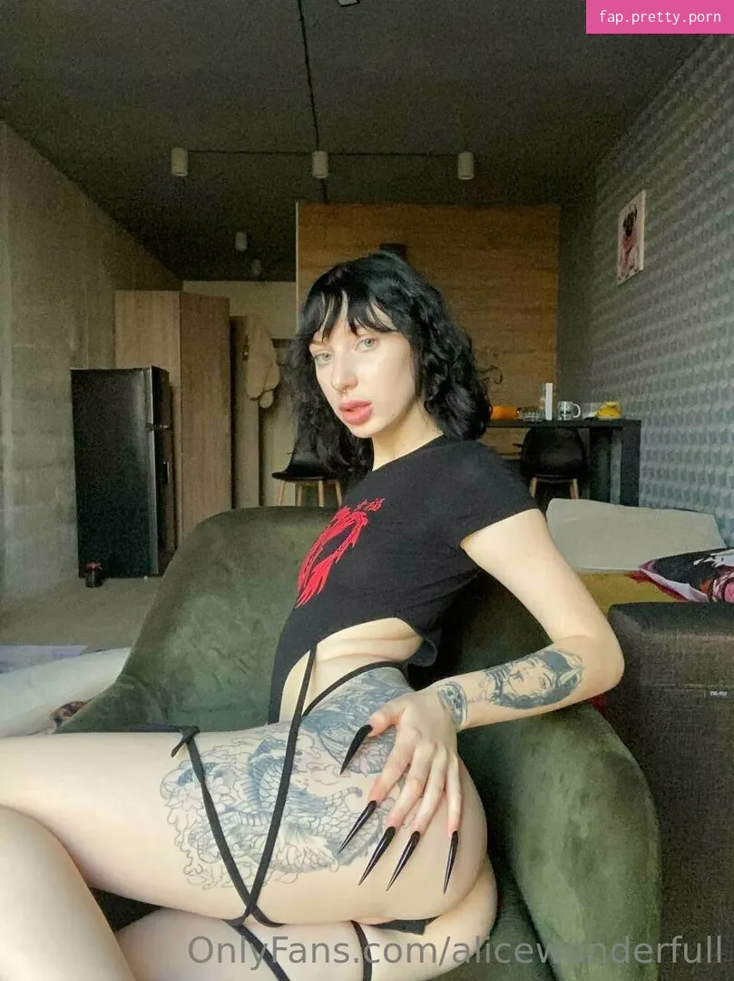 alicewonderfull - Photo #54