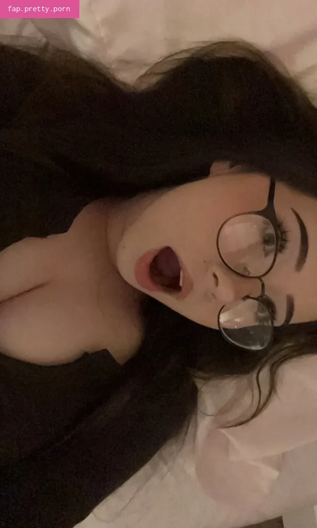 AliciaJade - Photo #58