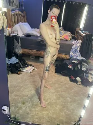 Alieninara