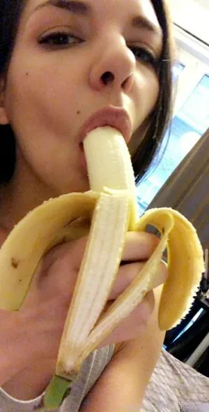 alinahenessyfree