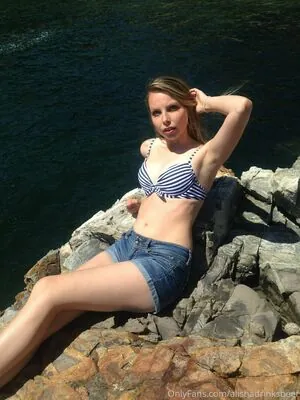 alishadrinksbeer