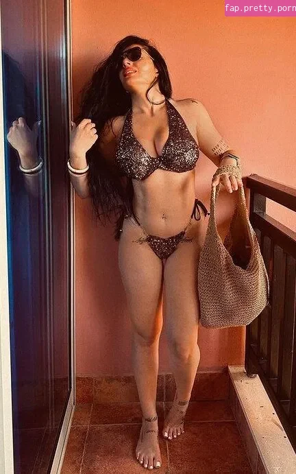 Allyson - Photo #37
