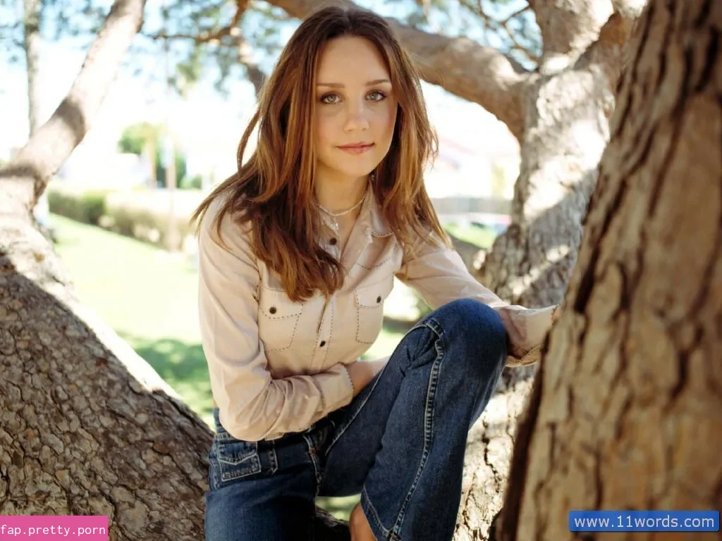 Amanda Laura Bynes - Photo #29