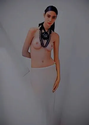 Amelie Lens