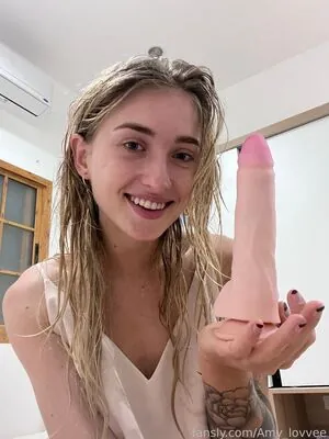 Amy_lovvee