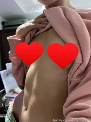 Amy_lovvee