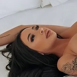 Amy Lox