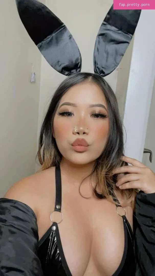 asia.lee9 - Photo #01