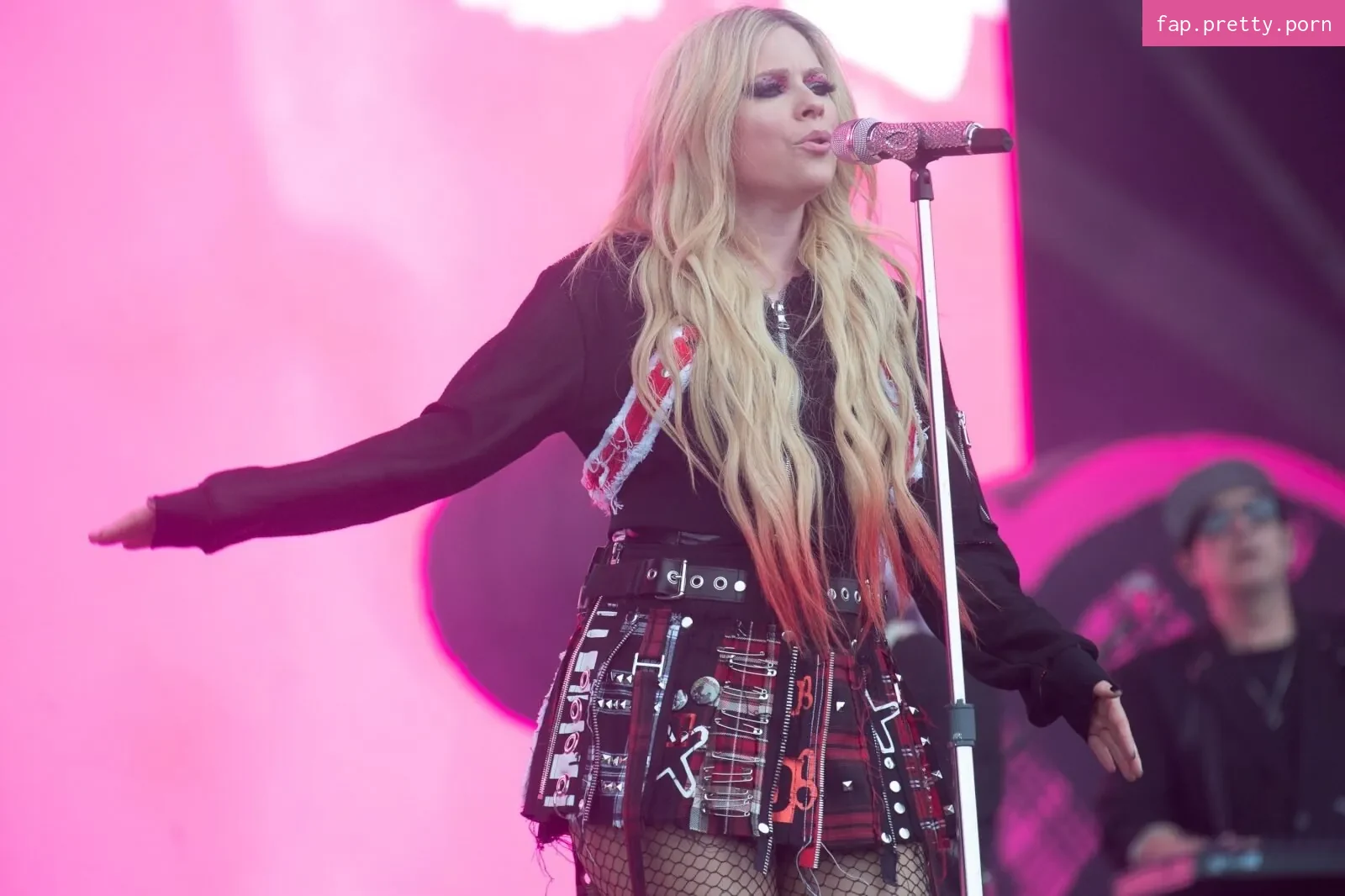 Avril Lavigne - Photo #92