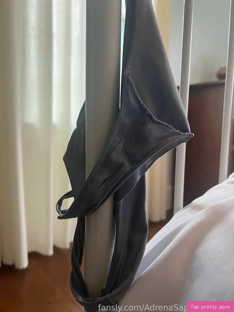AdrenaSapphire_MILF - Photo #06