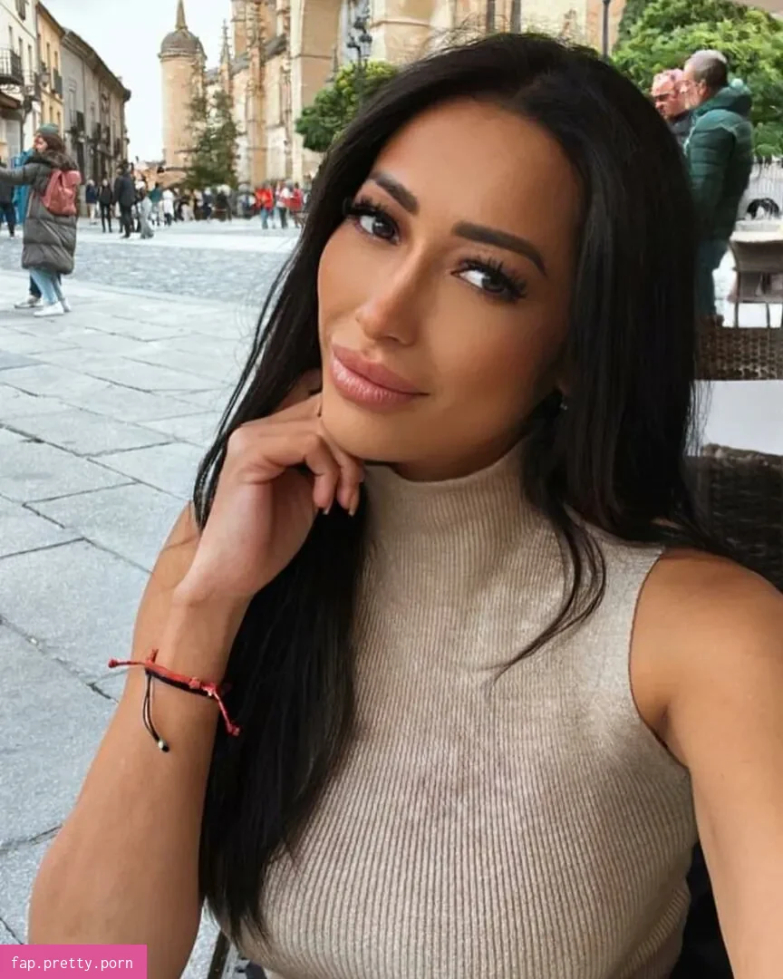 Adriana Meran - Photo #30