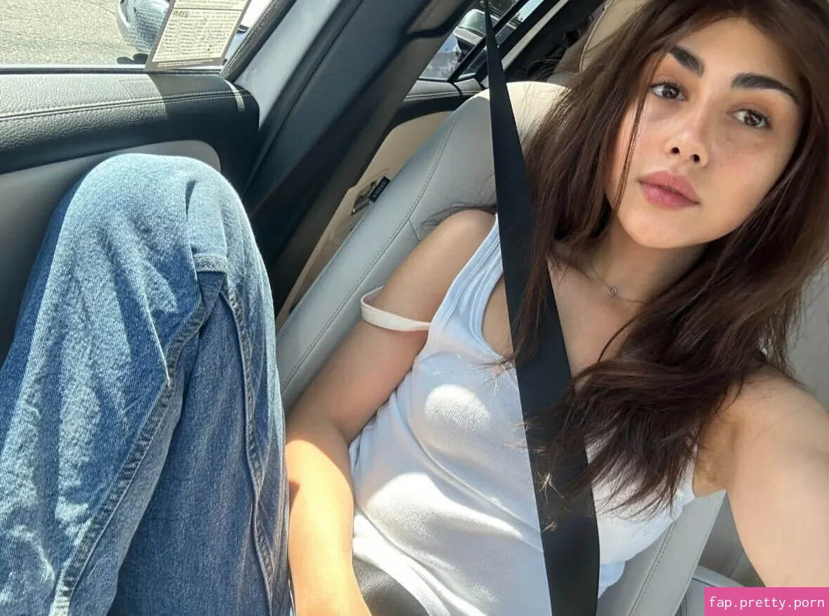 Alexa Mansour - Photo #90