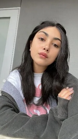 Alexa Mansour