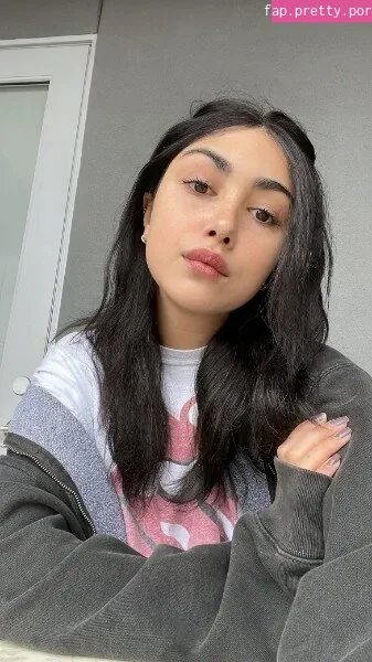 Alexa Mansour - Photo #94