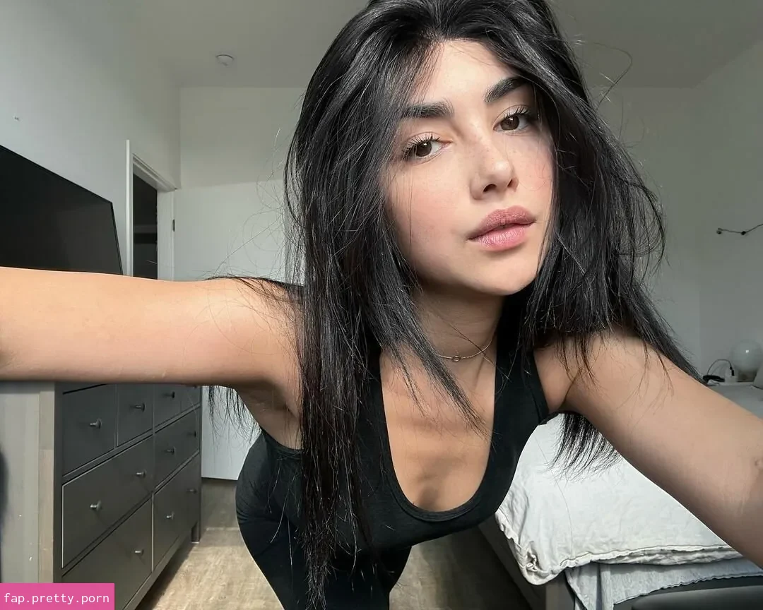 Alexa Mansour - Photo #19