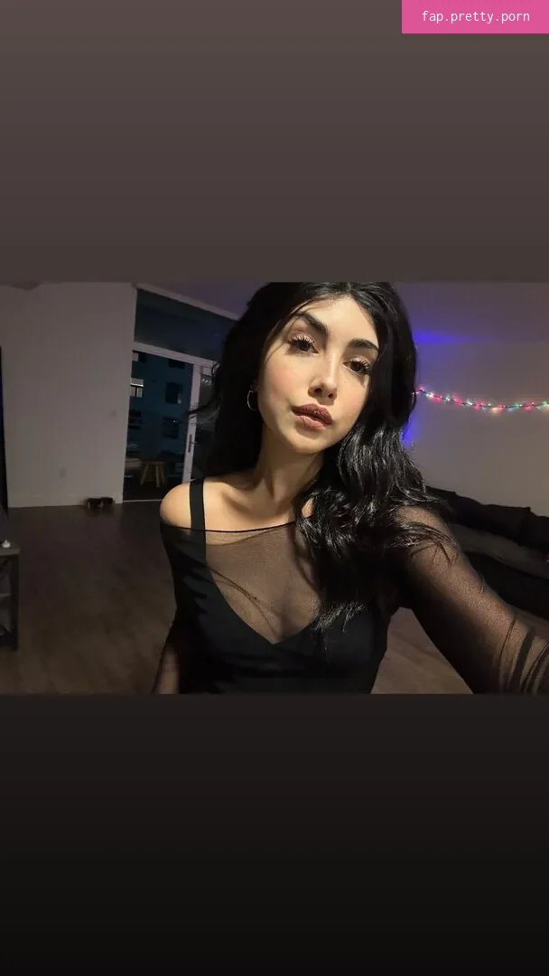 Alexa Mansour - Photo #21