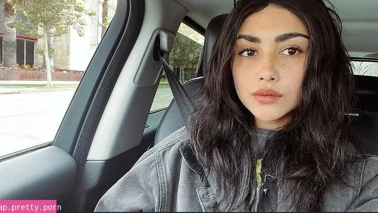 Alexa Mansour - Photo #26