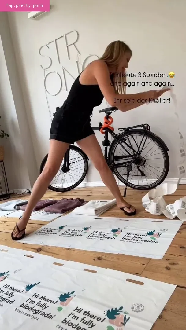 Alina Merkau - Photo #72